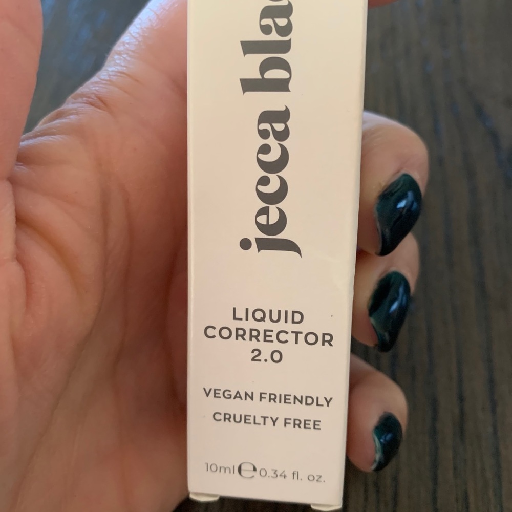 Eye corrector